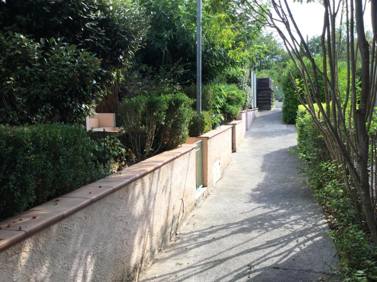 Mazet Tournesol Aux Portes Du Verdon Saint-Martin-de-Brômes Exterior foto